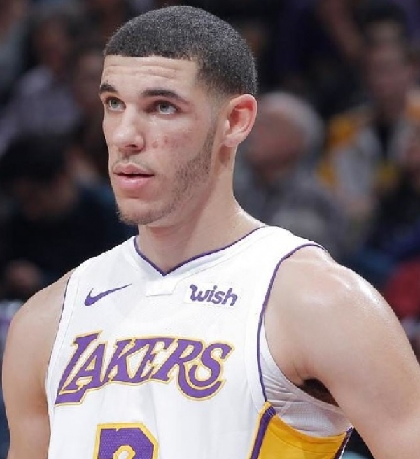 Lakers desafia Lonzo a desenvolver a parte física